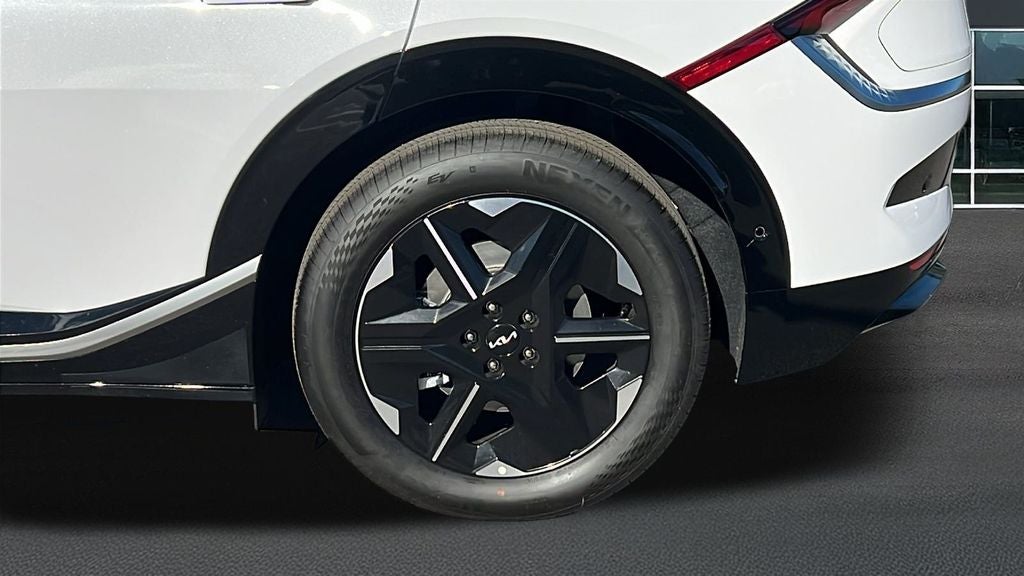 2025 Kia EV6 Wind