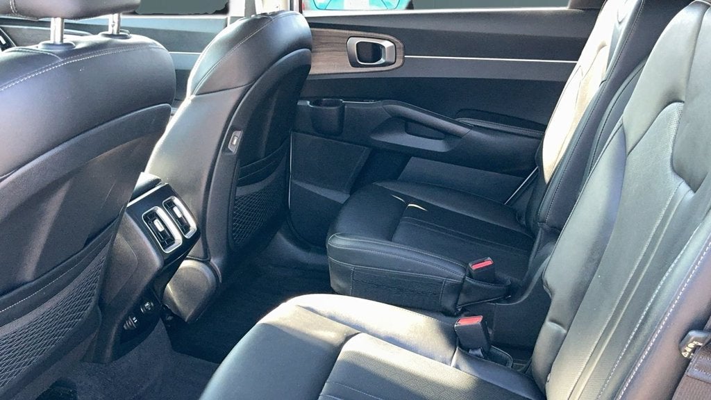 2023 Kia Sorento EX