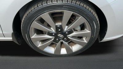 2018 Hyundai Elantra GT Sport