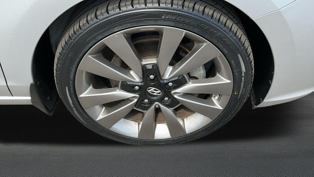 2018 Hyundai Elantra GT Sport