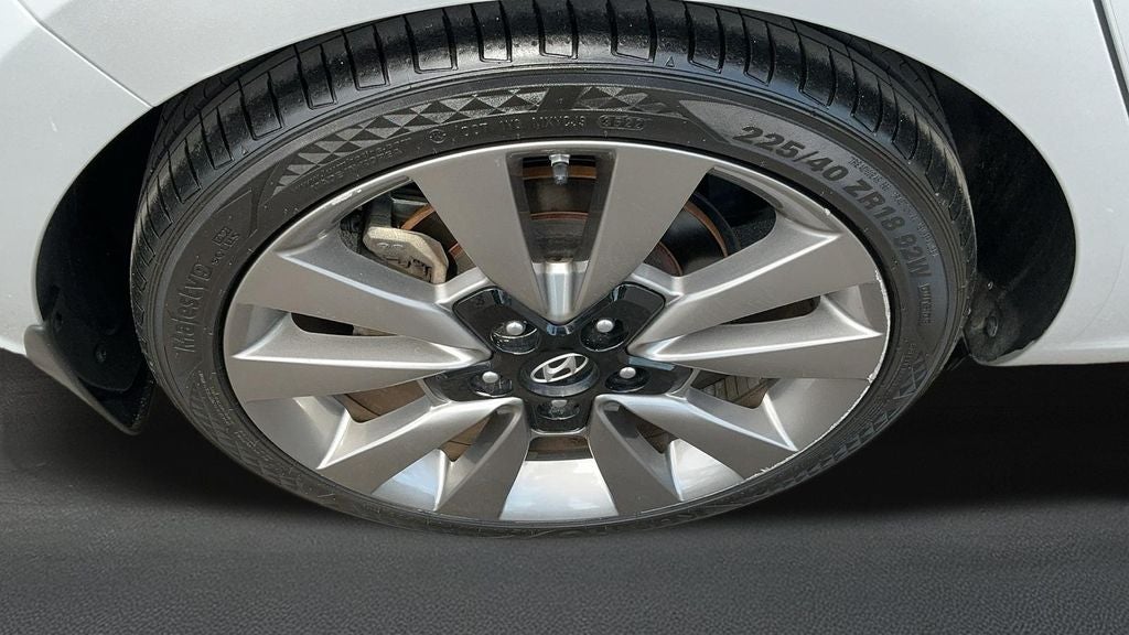 2018 Hyundai Elantra GT Sport