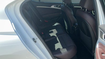 2022 Genesis G70 2.0T