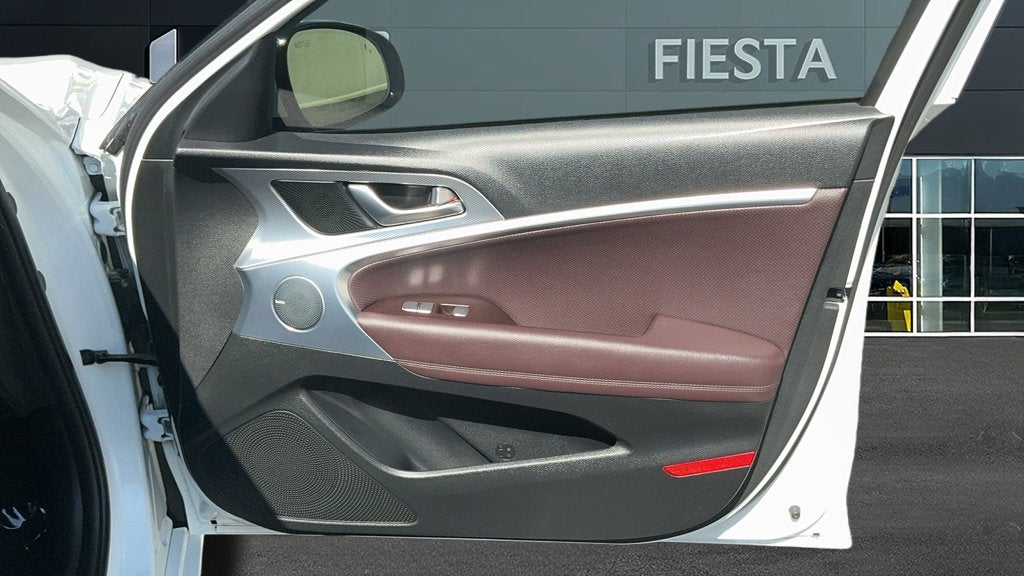 2022 Genesis G70 2.0T