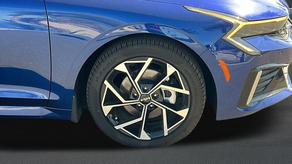 2025 Kia K5 EX