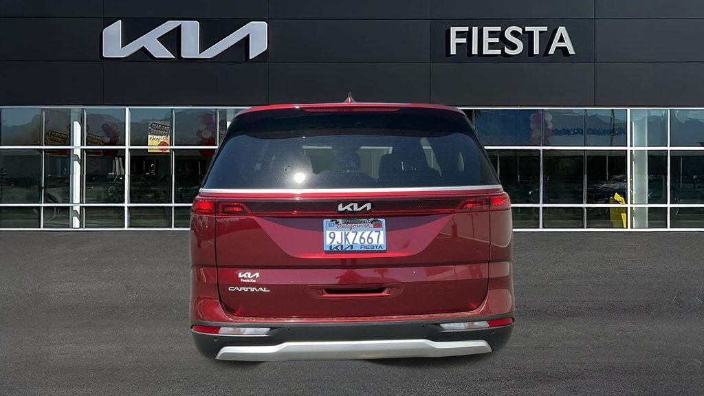 2024 Kia Carnival LX