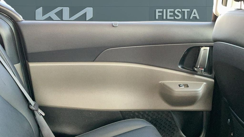 2025 Kia Carnival Hybrid EX