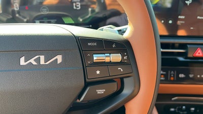 2026 Kia Sportage Plug-In Hybrid X-Line