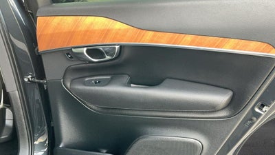 2021 Volvo XC90 Recharge Plug-In Hybrid T8 Inscription Expression 6 Passenger