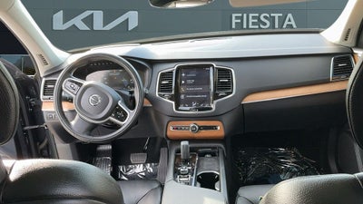 2021 Volvo XC90 Recharge Plug-In Hybrid T8 Inscription Expression 6 Passenger